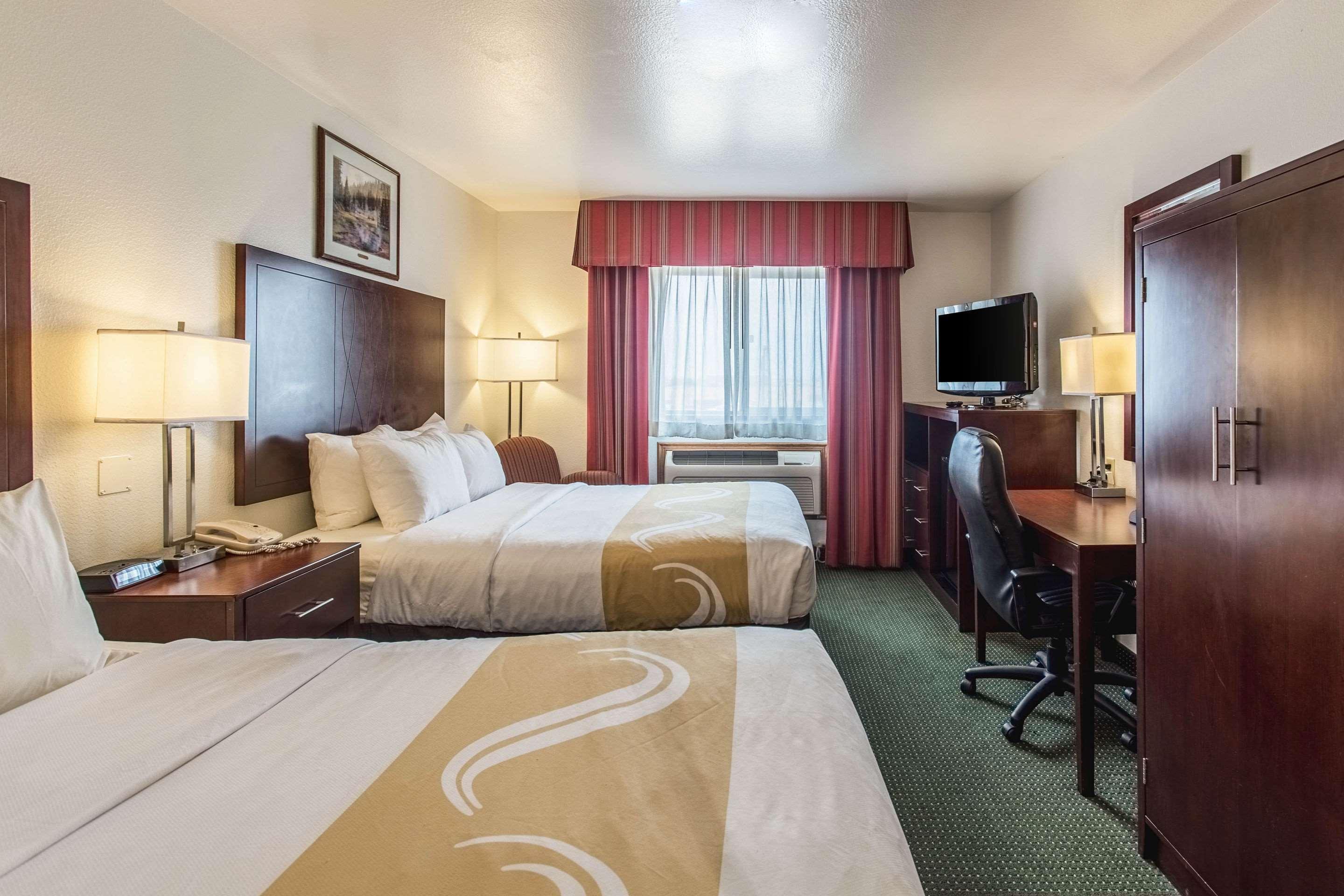 Quality Inn Belgrade Extérieur photo
